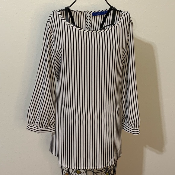 Apt 9 tie front boatneck blouse size s. - Picture 2 of 10